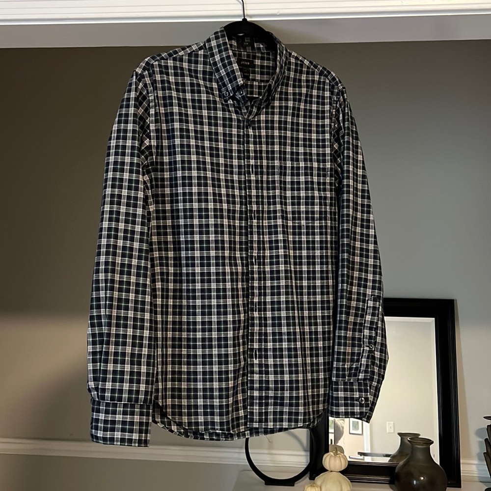 Mens J Crew Slim fit Button Down Plaid Shirt size Medium